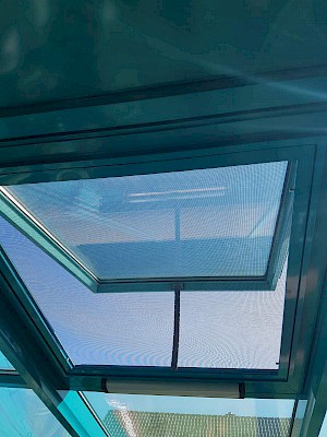 Insektenschutz Wintergarten flächenbündiges Fenster